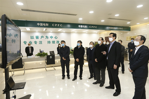 毛偉明董事長到英大國際大廈辦公區(qū)、國網(wǎng)國際公司檢查疫情防控工作并開展調(diào)研