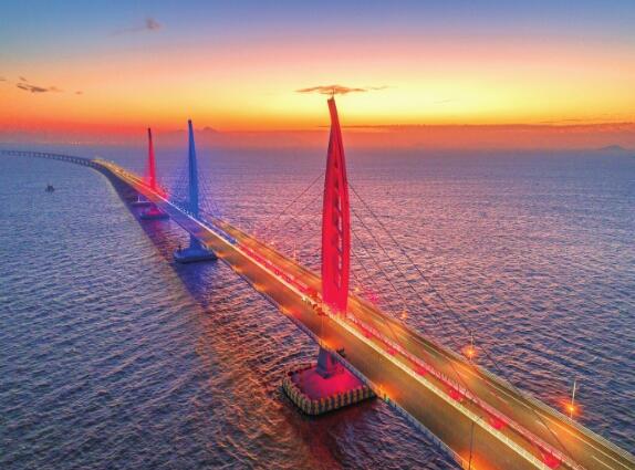 南方電網(wǎng)公司釋放改革能量 為“六穩(wěn)”“六?！痹鰟恿? width=
