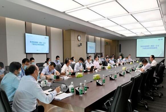 中國電建集團(tuán)公司黨委副書記、總經(jīng)理丁焰章到電建國際公司調(diào)研
