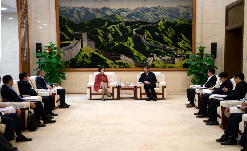陳飛虎會(huì)見江西省委常委、副省長(zhǎng)吳忠瓊
