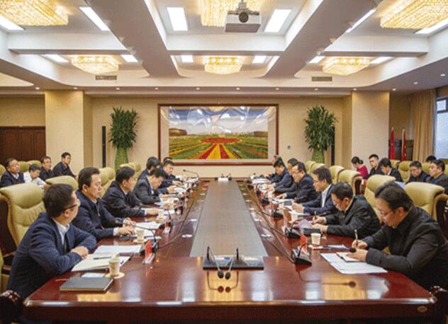 內(nèi)蒙古電力（集團(tuán)）公司董事長(zhǎng)、黨委書記賈振國(guó)帶隊(duì)赴鄂爾多斯地區(qū)調(diào)研