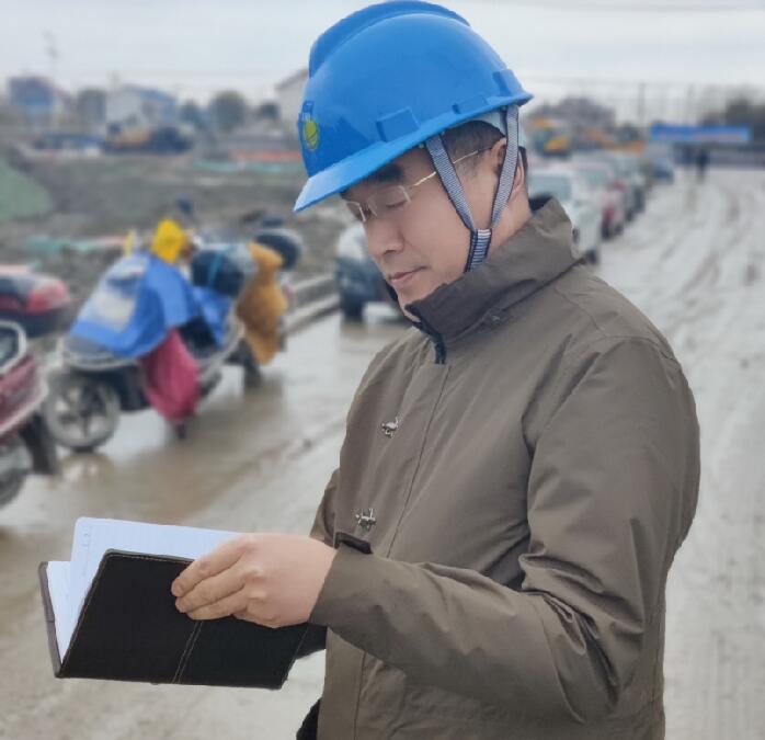 在電力線路設(shè)計的道路上精彩前行——記如東永晟實業(yè)有限公司電力線路設(shè)計組組長、電力工程技術(shù)工程師汪建軍