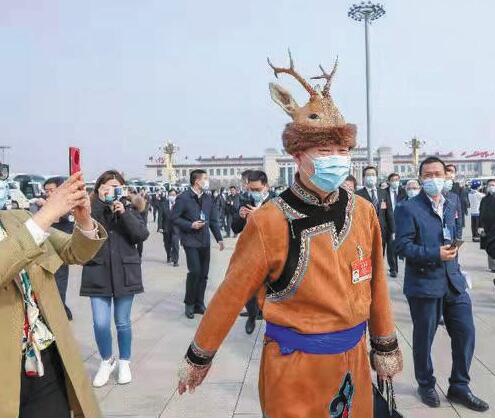 電力先行 服務民族地區(qū)加快發(fā)展——訪全國人大代表、內蒙古自治區(qū)鄂倫春自治旗人大常委會主任代喜院