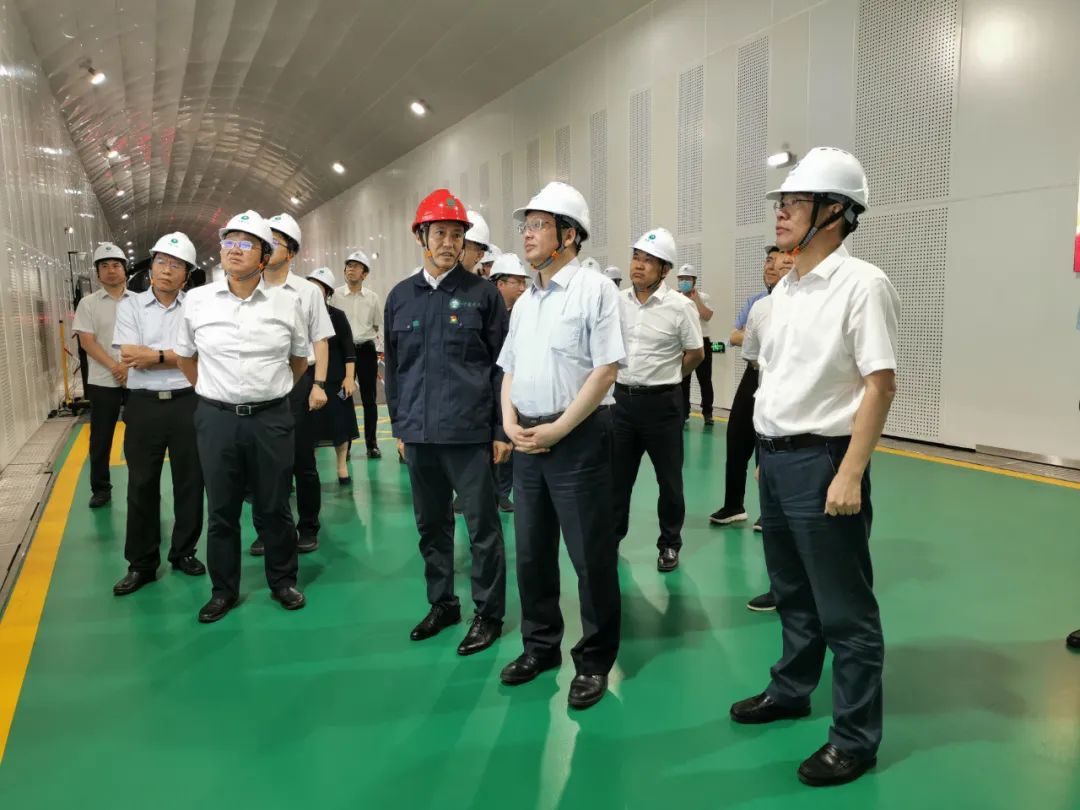 國家能源局主要負責同志赴內蒙古自治區(qū)開展專題調研
