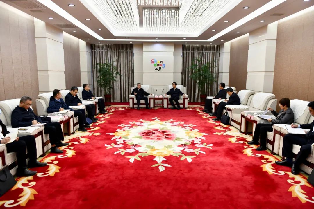 大唐山東發(fā)電公司黨委書記、董事長趙永力拜會菏澤市委副書記、市長張倫