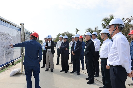華能集團外部董事到海南分公司及昌江、石島灣核電基地調(diào)研