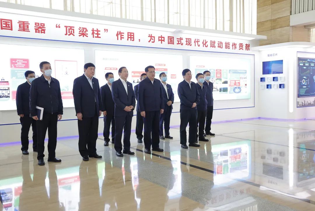重慶市委書記袁家軍、市長(zhǎng)胡衡華與國(guó)家電網(wǎng)董事長(zhǎng)辛保安、總經(jīng)理張智剛會(huì)談