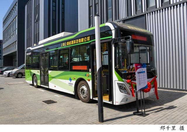 到2025年力爭(zhēng)發(fā)展燃料電池汽車超過10000輛，《上海交通領(lǐng)域氫能推廣應(yīng)用方案》發(fā)布