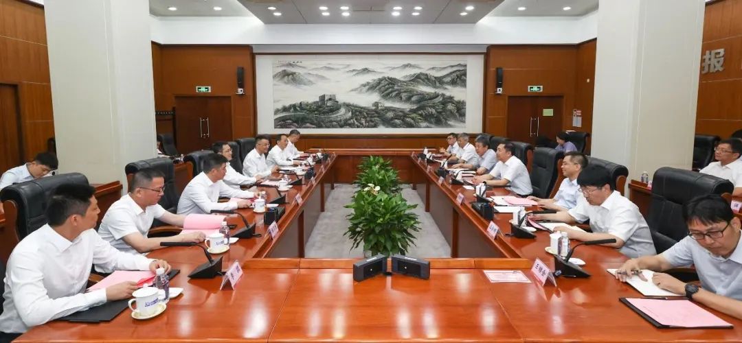 中核集團(tuán)黨組副書記、總經(jīng)理顧軍會(huì)見蘇州市委副書記、市長吳慶文一行