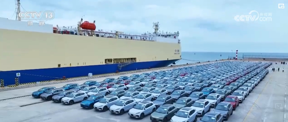 國產(chǎn)新能源車“出?！薄凹肌毙刑煜?再亮“黑科技”