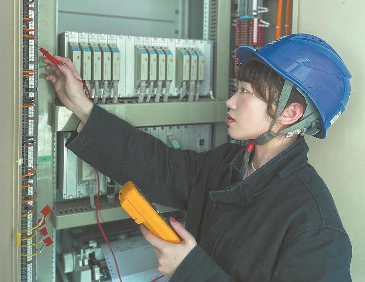 卓穎：干一行專一行，讓運維“跑”在故障前