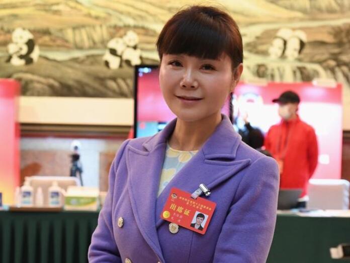 四川省政協(xié)委員李佳蔚：四川要優(yōu)化碳產(chǎn)品、參與碳交易，不斷完善碳設(shè)施