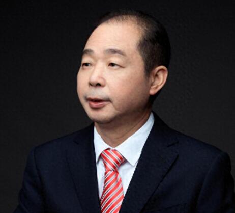 【兩會(huì)好聲音】全國(guó)人大代表、德力西集團(tuán)董事局主席胡成中：支持產(chǎn)業(yè)鏈出海，助推制造企業(yè)
