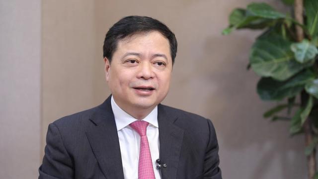 【兩會(huì)好聲音】全國(guó)政協(xié)常委、正泰集團(tuán)董事長(zhǎng)南存輝：建議進(jìn)一步優(yōu)化綠證核發(fā)及交易機(jī)制，提升市場(chǎng)參與度