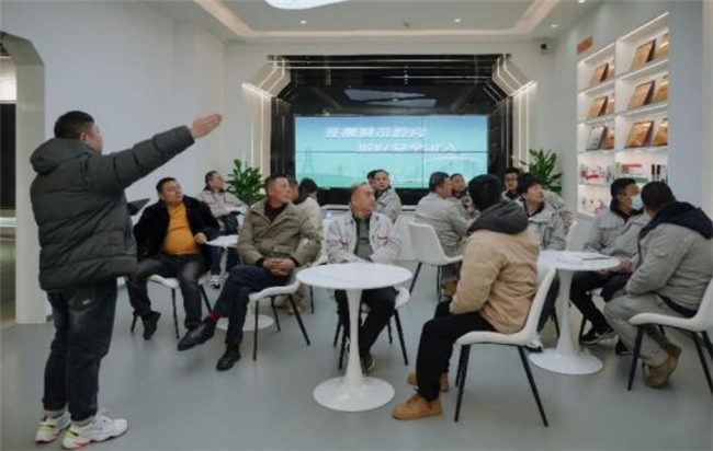 怡能集團(tuán)以沉浸式安全教育，為電力施工準(zhǔn)入賦能