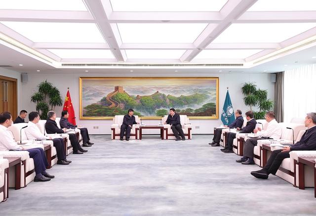 國家電網(wǎng)董事長、黨組書記張智剛董事長與三峽集團董事長劉偉平、總經(jīng)理韓君會談