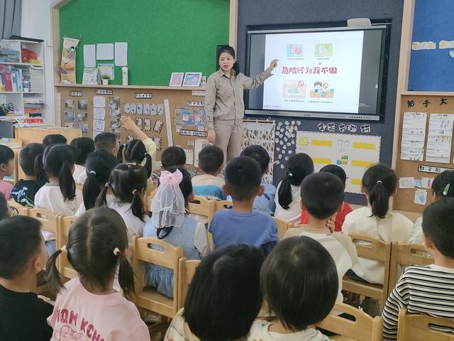 國(guó)網(wǎng)光澤縣供電公司電“亮”校園，安全“童”行