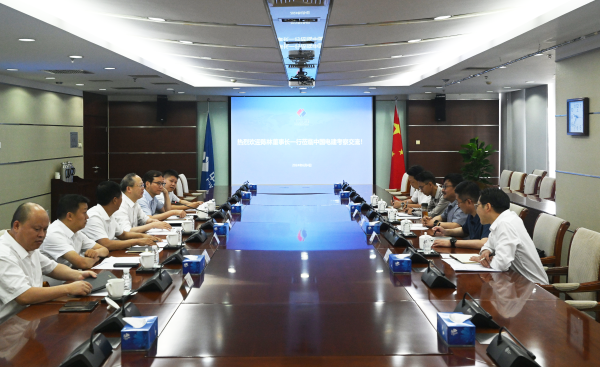 中國電建黨委常委、副總經(jīng)理徐鵬程與西藏交發(fā)集團黨委書記、董事長陳林舉行會談