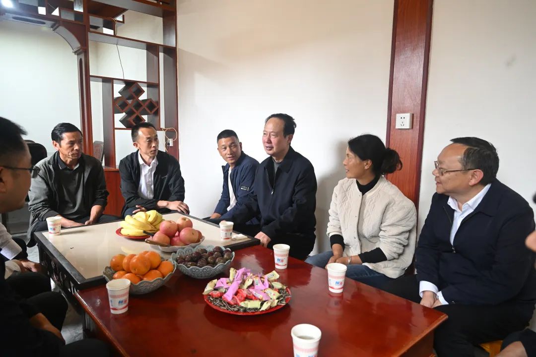 中國電建黨委書記、董事長丁焰章赴云南劍川縣調(diào)研定點(diǎn)幫扶工作