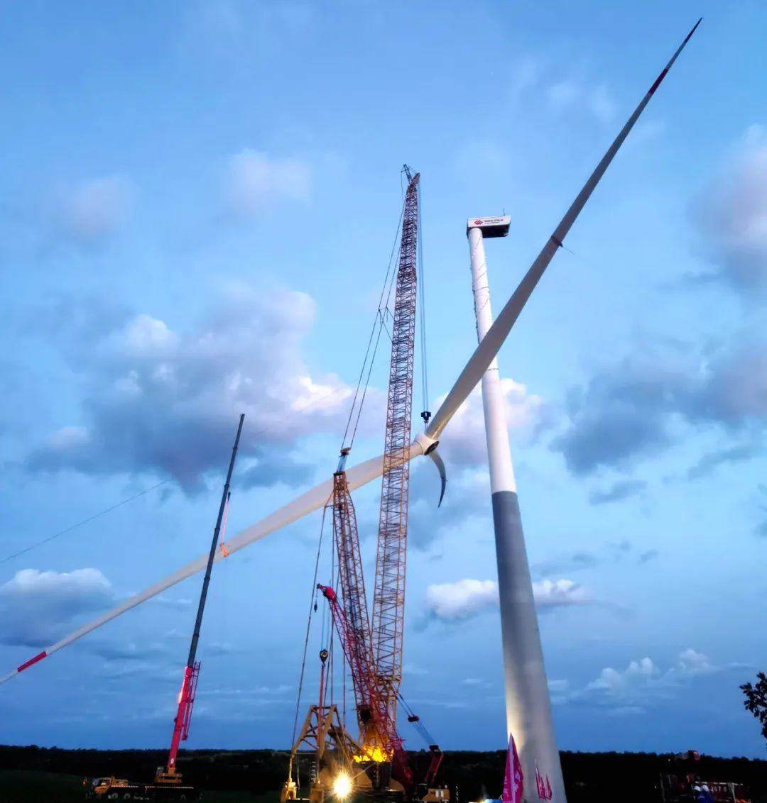 總計30臺！黑龍江北安建華風(fēng)電項目150兆瓦混塔風(fēng)機(jī)吊裝收官