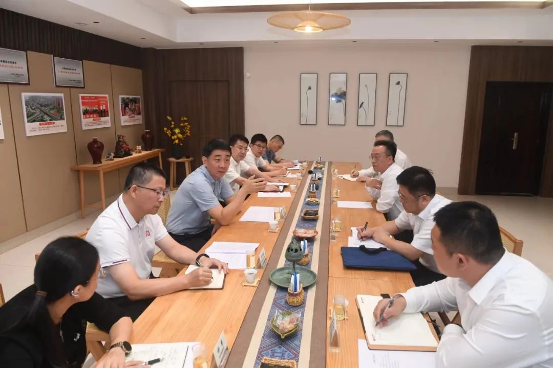 國(guó)家能源集團(tuán)廣西公司黨委書記、董事長(zhǎng)李富軍拜會(huì)玉林市主要領(lǐng)導(dǎo)