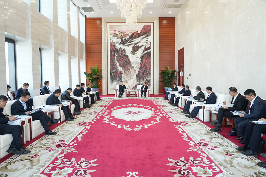 中國能建黨委書記、董事長宋海良與山西省委常委、大同市委書記盧東亮?xí)? width=