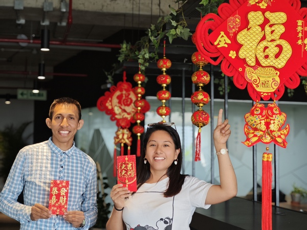 【新春走基層】濃濃年味暖人心，海外職工共迎春