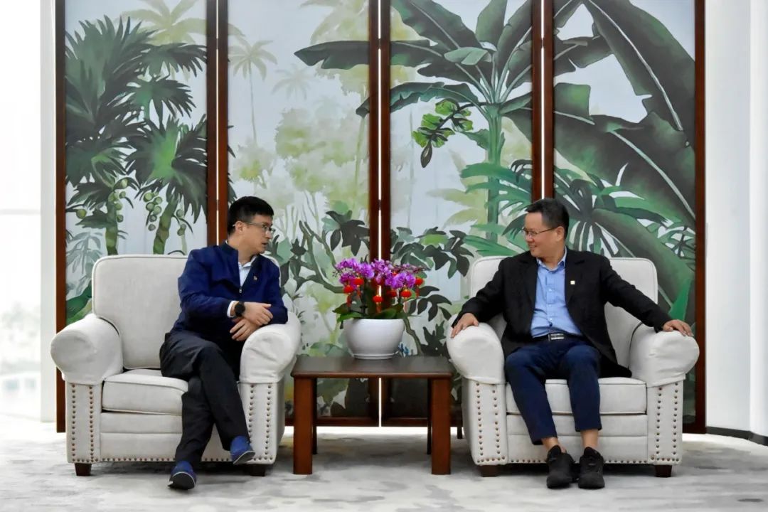 國電投海南公司黨委副書記、總經(jīng)理劉波濤拜訪大唐海南公司黨委書記、董事長王俊啟